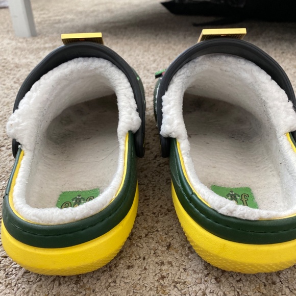 Elf Crocs main image 7